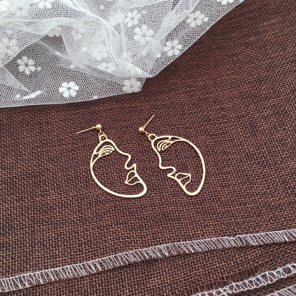 //HOT PICK/Picasso portrait face earring - Picture 5 of 6